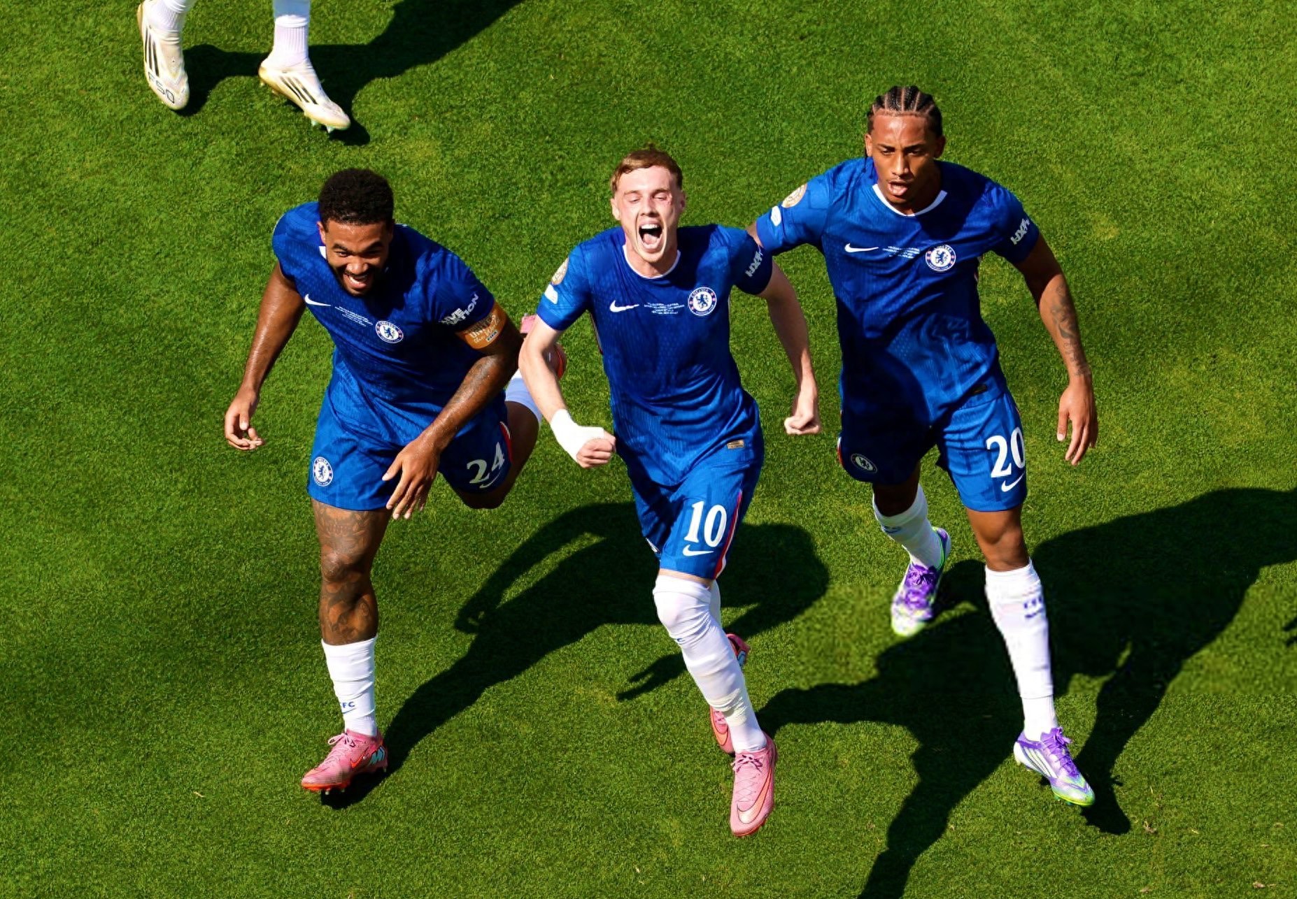 里程碑夜切尔西再遭质疑，NBA总决赛国际比赛日刷纪录，气氛紧张，更衣室氛围转暖的简单介绍ayx