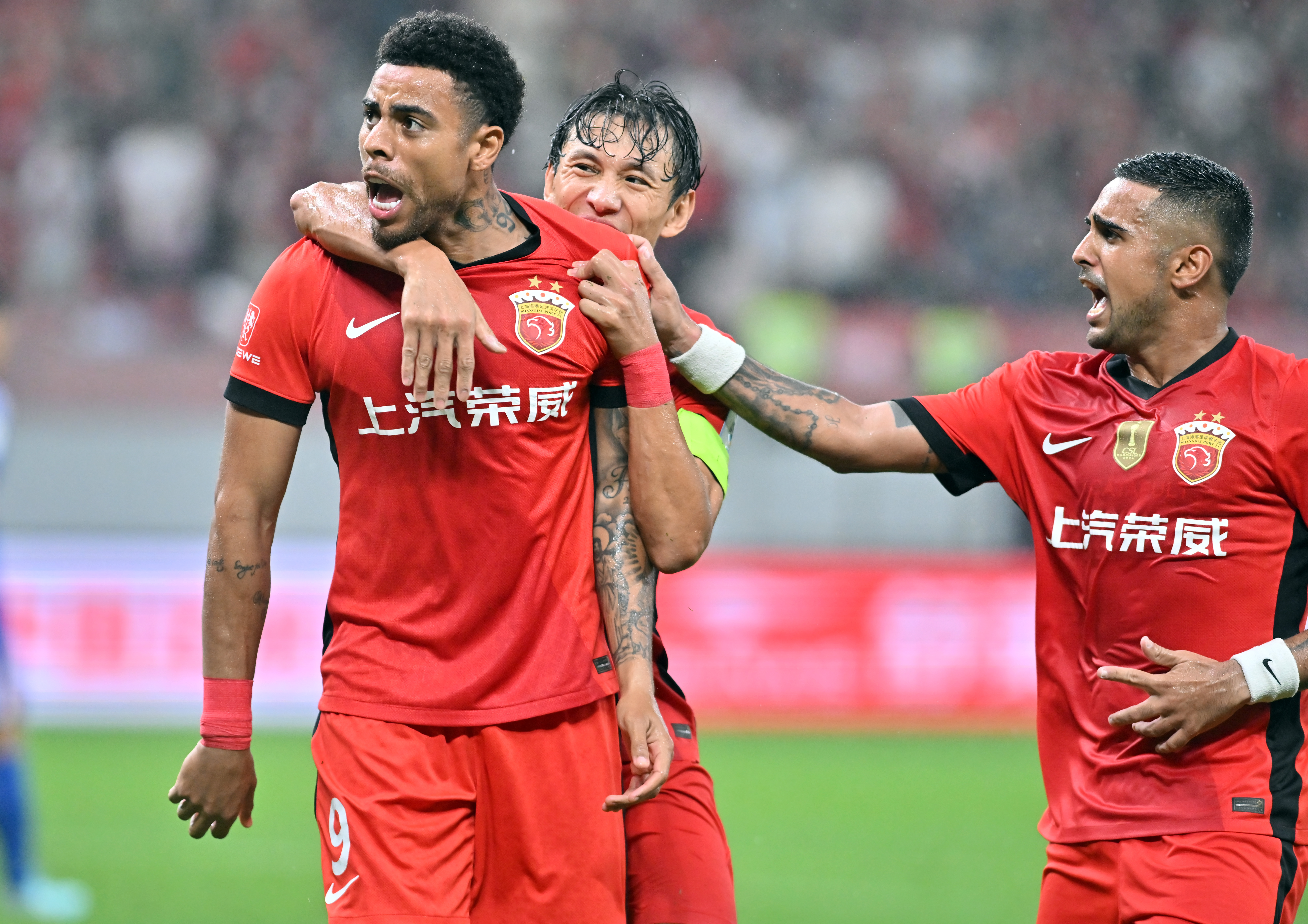 法甲赛前再迎强敌；上海久事复出首秀；主帅态度——态度坚定；轮换策略成焦点的简单介绍爱游戏官网